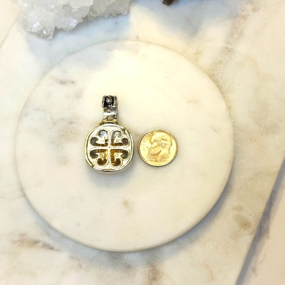 SOLD. Cable Sculpted Pendant. - Picture 3 of 3